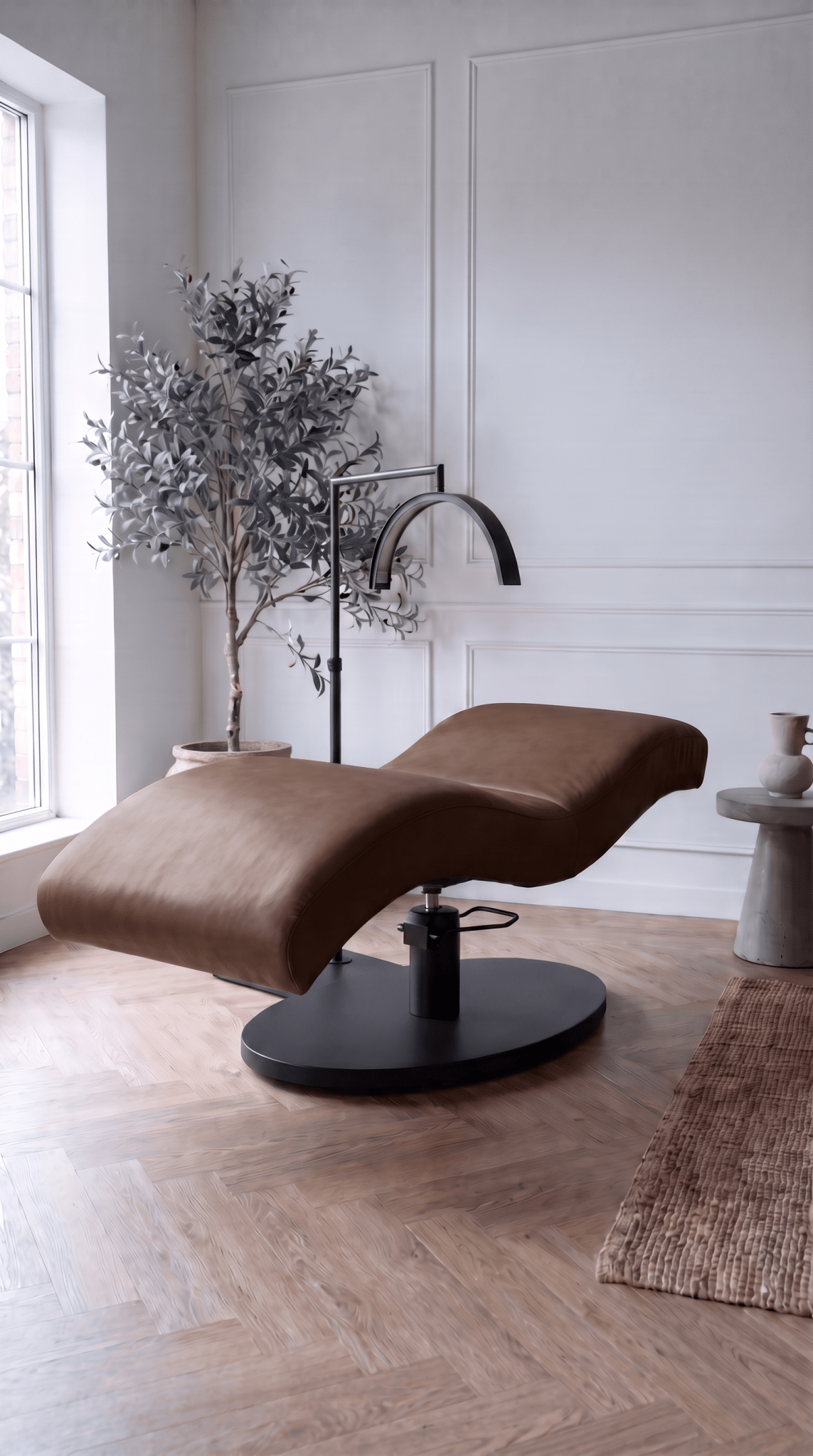 Vera Sleek 360® Curved Beauty Bed with Swivel (Matte Black) - Plush + Oak