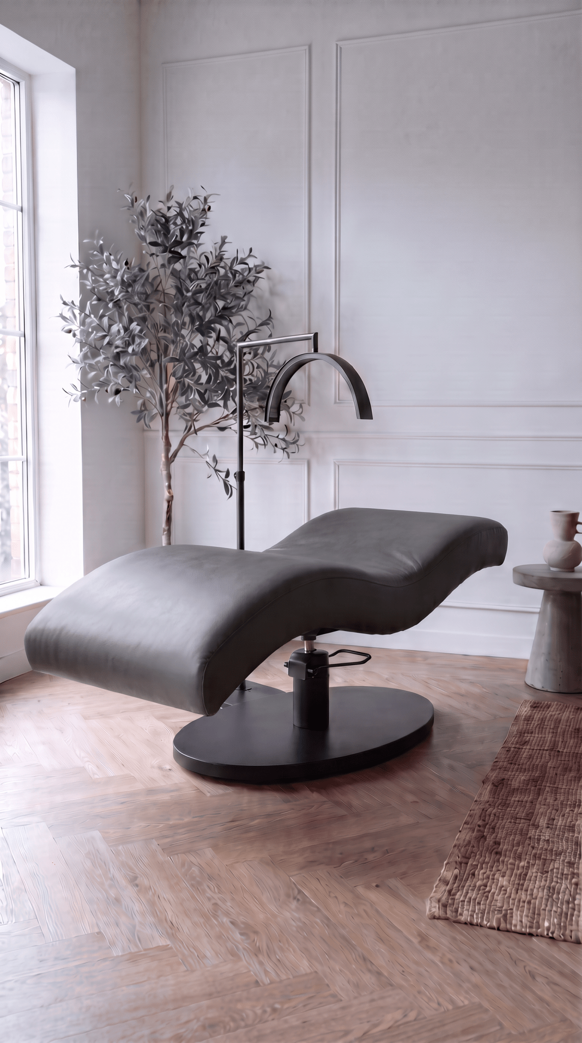 Vera Sleek 360® Curved Beauty Bed with Swivel (Matte Black) - Plush + Oak