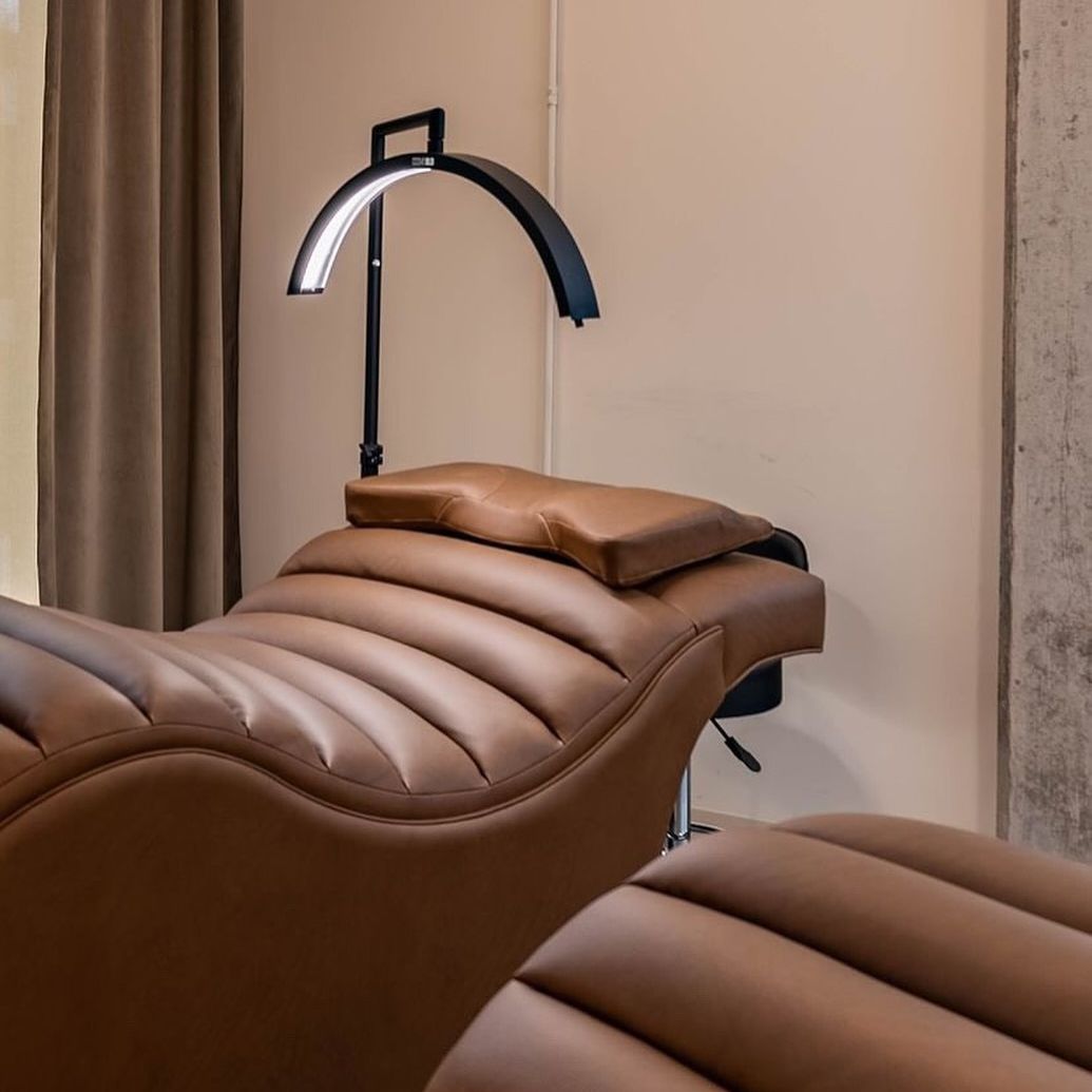 Edda Bed for Lash Extensions by Plush + Oak,