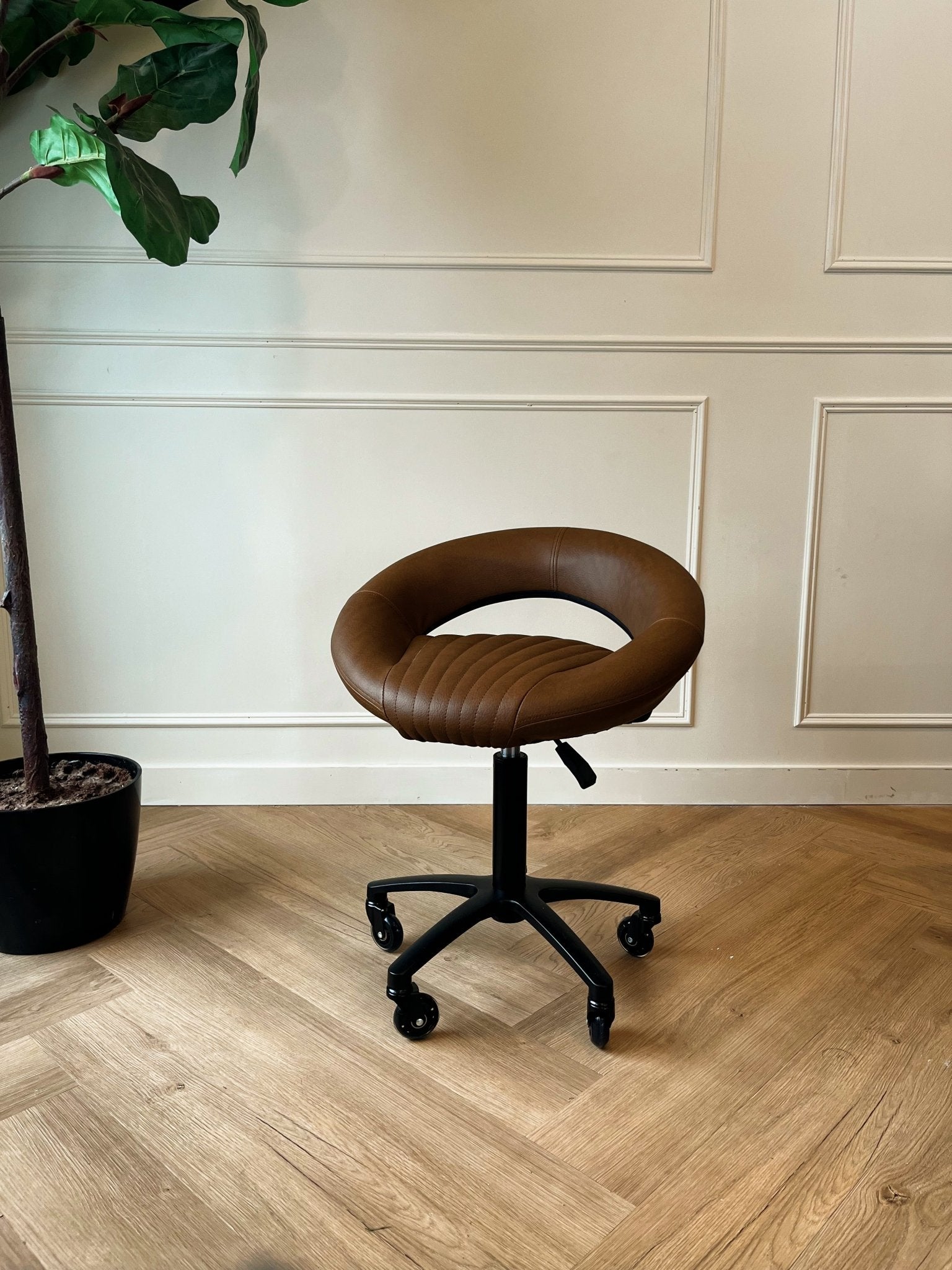 Fleur Artist Stool - Matte Black - Plush + Oak