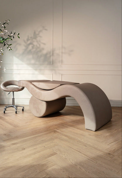 Curve Adjust Conversion Pillow - Plush + Oak (start)