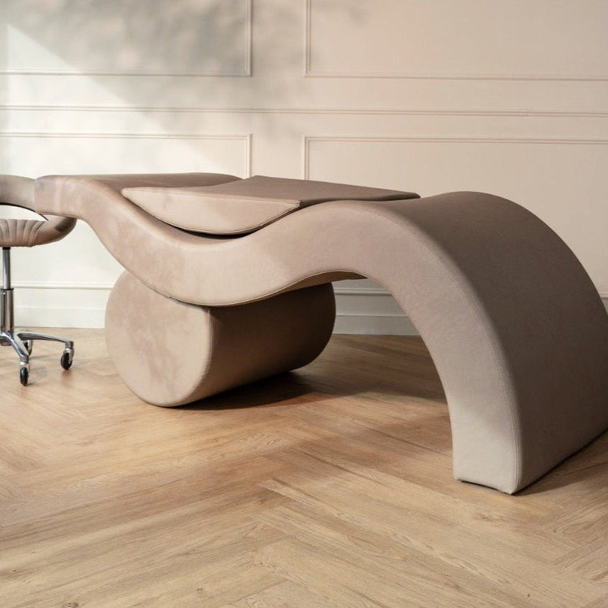 Curve Adjust Conversion Pillow - Plush + Oak (start)
