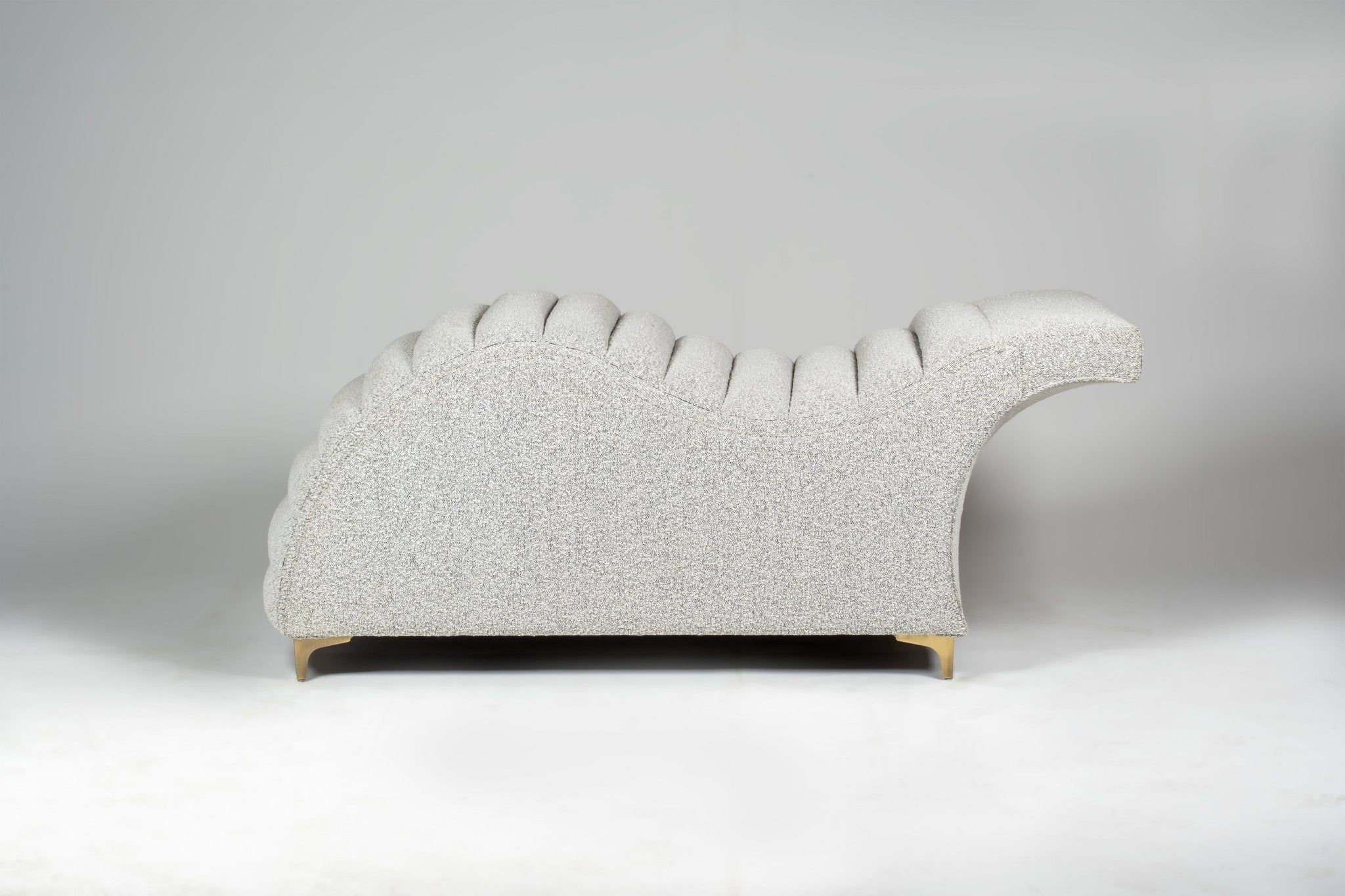 Edda Cloud® in Performaboucle - Plush + Oak