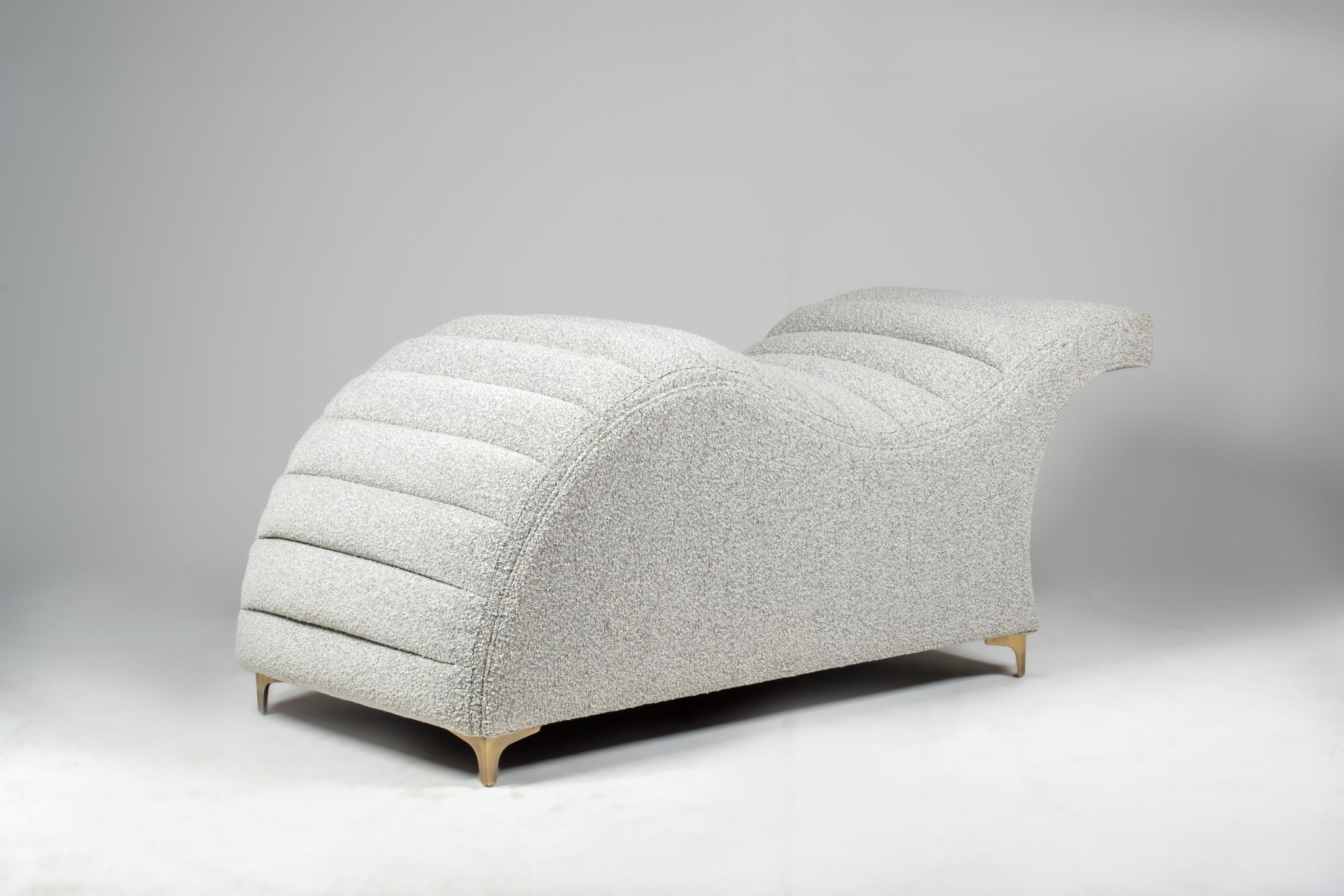 Edda Cloud® in Performaboucle - Plush + Oak