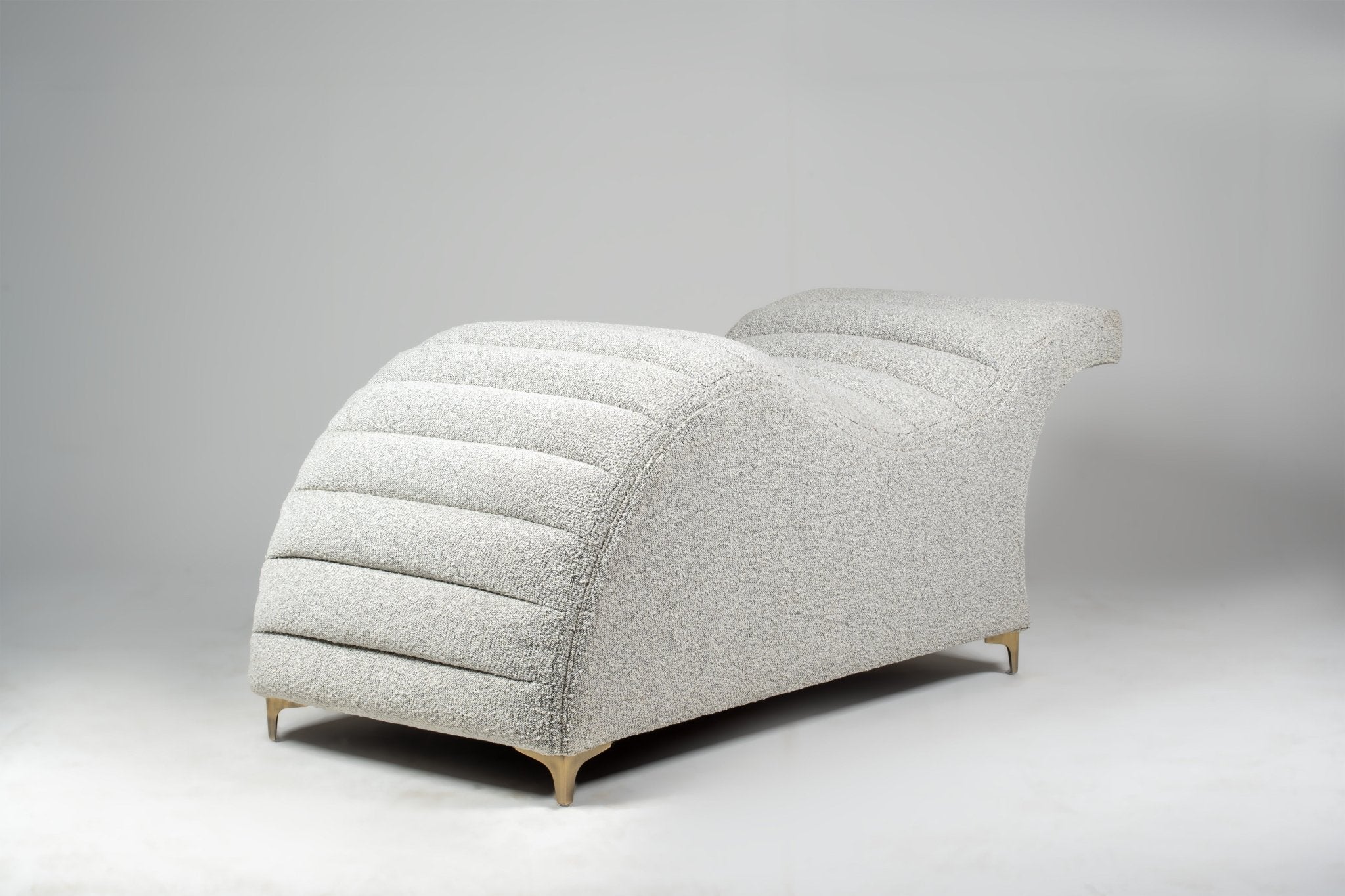 Edda Cloud® in Performaboucle - Plush + Oak