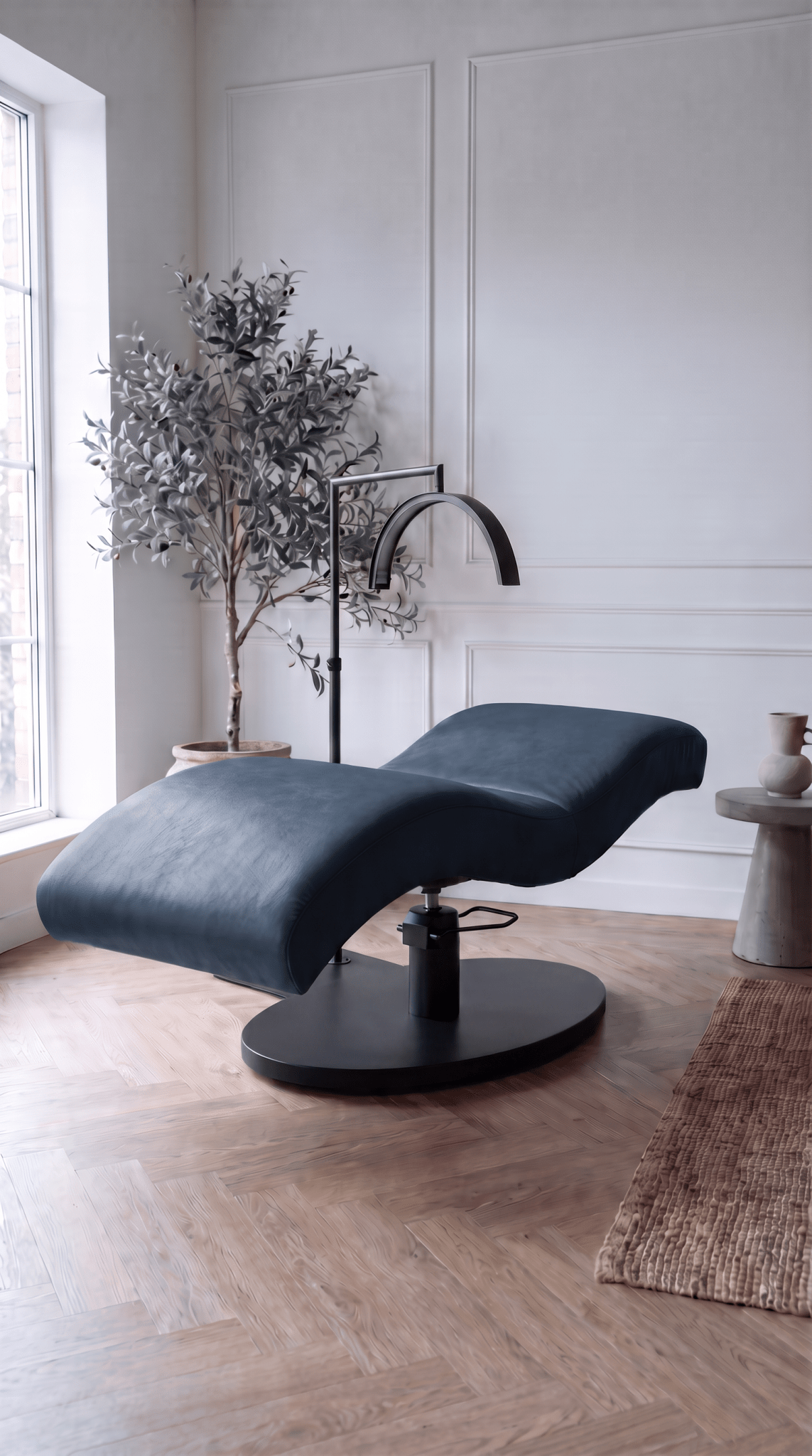 Vera Sleek 360® Curved Beauty Bed with Swivel (Matte Black) - Plush + Oak