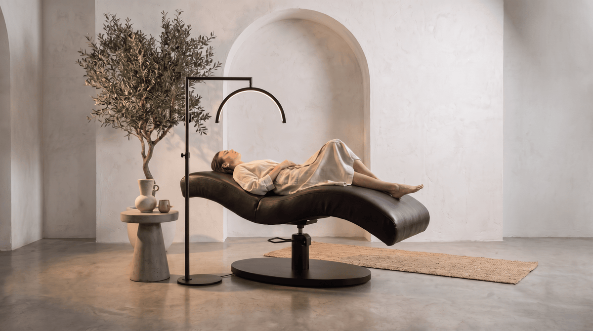 Vera Sleek 360® Curved Beauty Bed with Swivel (Matte Black)